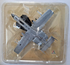 Die cast aircraft - cast,