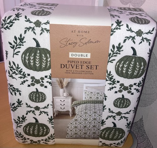 Stacey solomon green pumpkin - stacey,