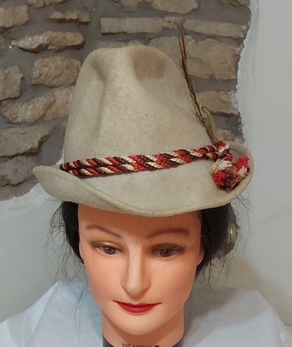 Vintage tyrolean hat by - tyrolean,