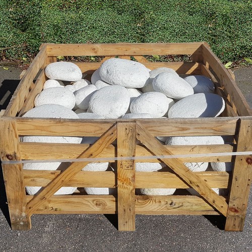 White garden aggregate - white,