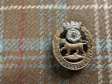 Vintage British Army Cap Badge