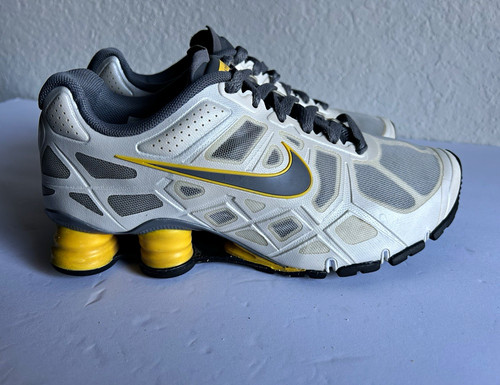 Nike shox turbo - shox, livestrong