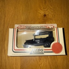 Lledo 1935 model - model, london