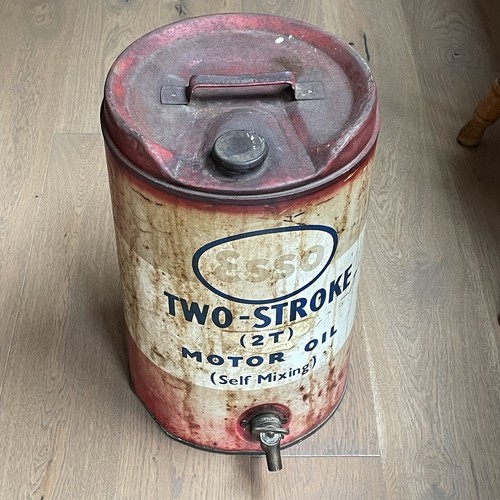 Esso two stroke motor oil - motor, 5