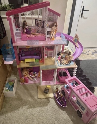 Barbie dream house - dream,