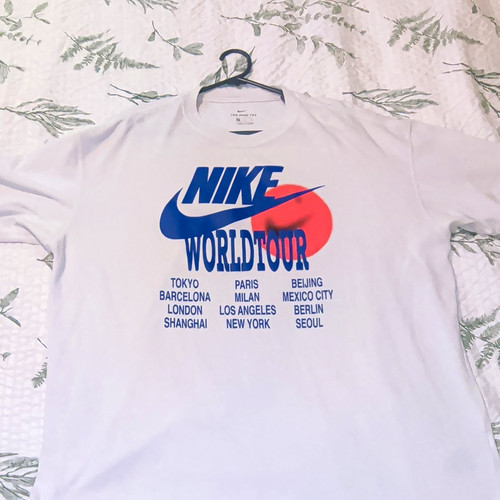 Nike the - tee, tour
