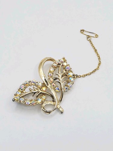 Beautiful vintage jewellery - beautiful,