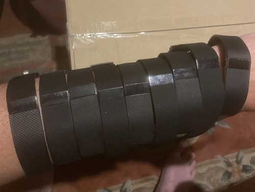 Fitbit charge hr heart - hr,