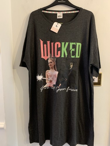 Bnwt size large 16 18 - bnwt,