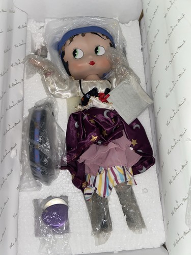 Danbury mint mystic - mint, betty