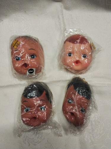 Lot vintage vinyl doll - 4,