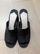 WOMENS FAITH BLACK SUEDE MULE SANDALS, SIZE 5, VERY GOOD CONDITION, HARDLY WORN