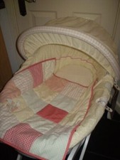 Mamas and Papas Moses basket