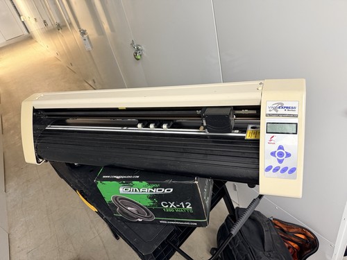 Vinyl cutter sign cutting - vinyl,