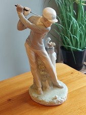 LLADRO PORCELAIN MALE GOLFER FIGURINE