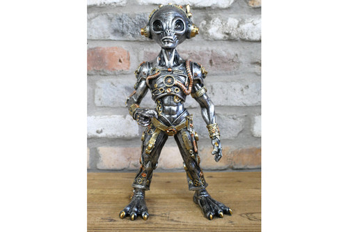 Steampunk alien resin - alien,