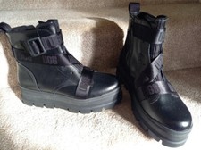 Uggs Boots Size 4 SID