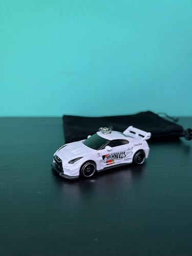 Liberty walk nissan gtr r35 - liberty,