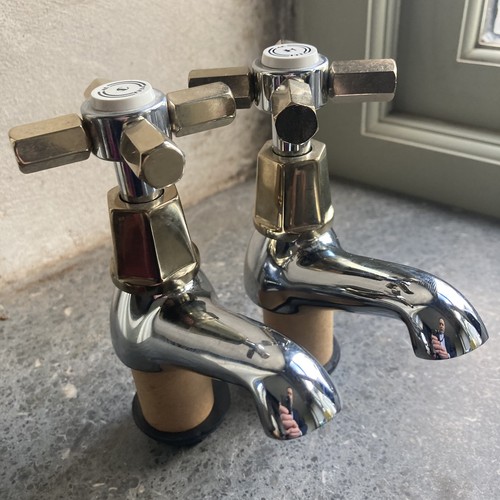 Art deco style crosshead hot - art,