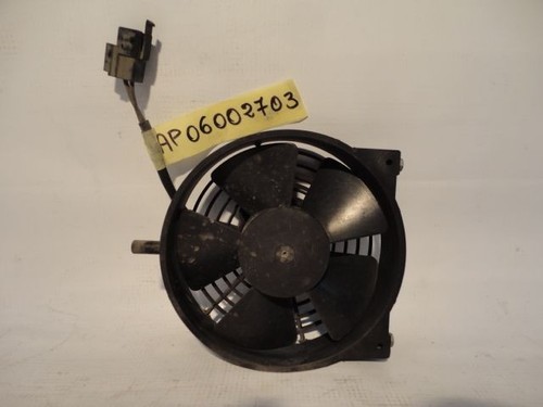 Left radiator fan left