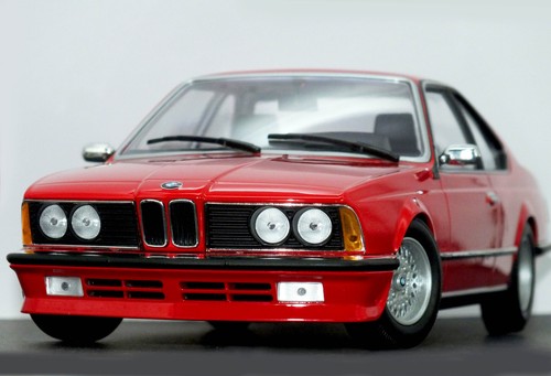 Minichamps 1982 bmw 635 - 1:18,