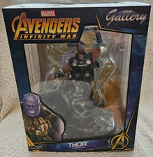 Diamond Select Marvel Gallery Thor Avengers Infinity War Statue Diorama MCU