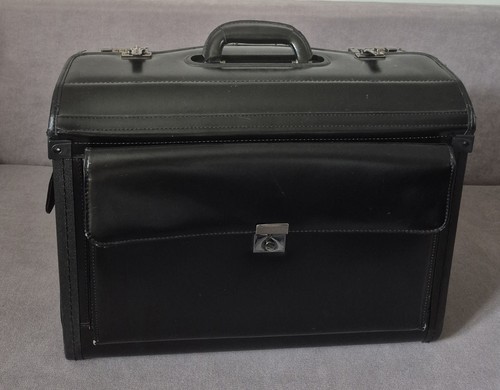 Vintage bonded leather - leather, doctors