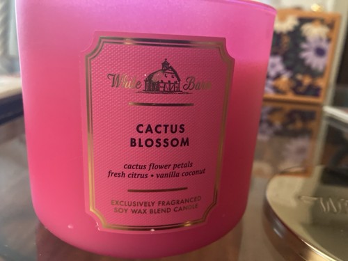Bath body works white - &,