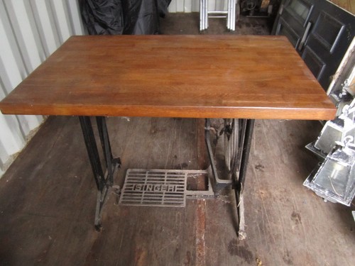 Vintage singer sewing machine - sewing,