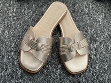 Womens Russell And Bromley Gold Leather Flat Slides Size 3