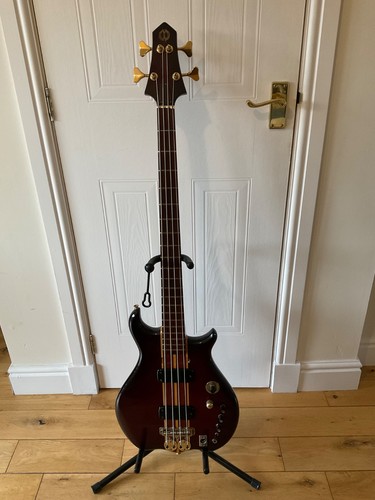 Ashley pangborn custom bass - pangborn,