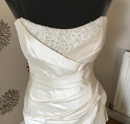 Suzanne neville wedding dress - neville,