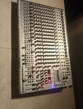 Behringer Eurodesk SX2442FX 24