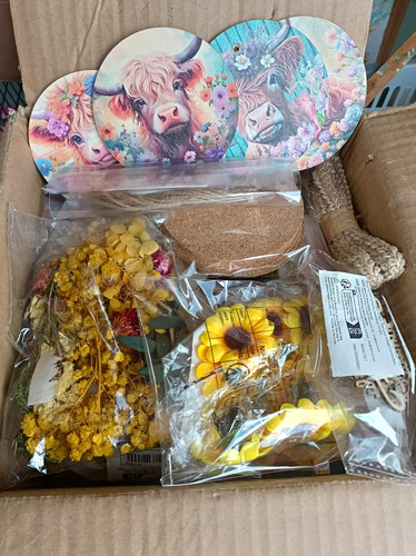 Box craft items - box,