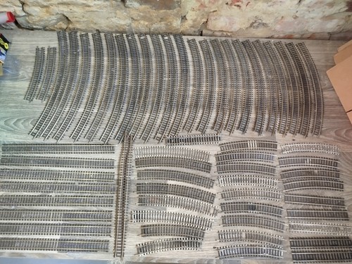 Gauge peco nickel track - track,