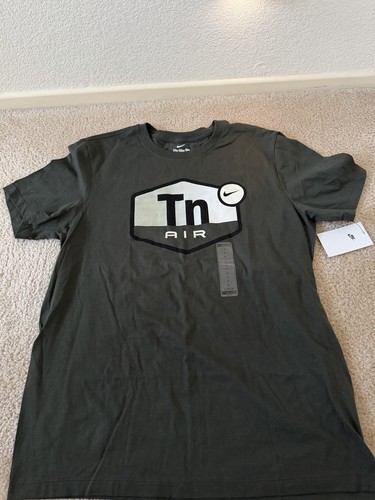 Brand new men nike tuned - nike,