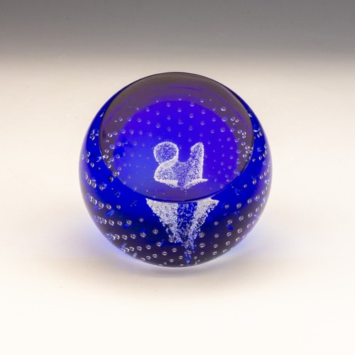 Vintage caithness glass blue - -,