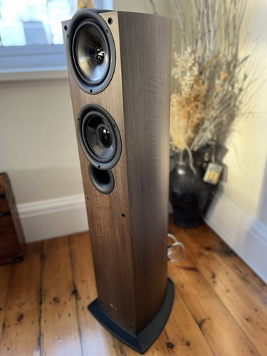 Kef iq5 floorstanding speaker - kef,