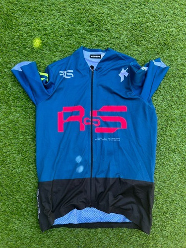 Assos switzerland size xl - assos,