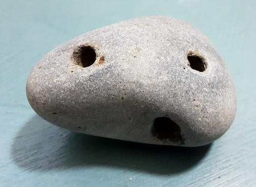 Hole hag type stone - type,