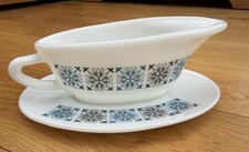 Vintage J&J Pyrex Chelsea