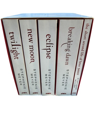 Stephenie meyer twilight saga - meyer,