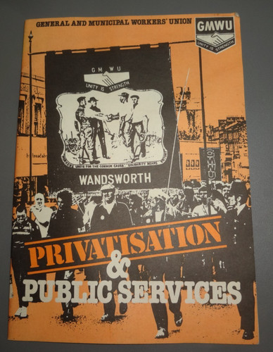 Privatisation public - &,