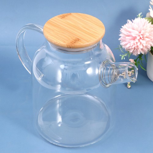 Water jugs with - lids, filter