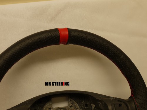 Perforated leather red strap - +,