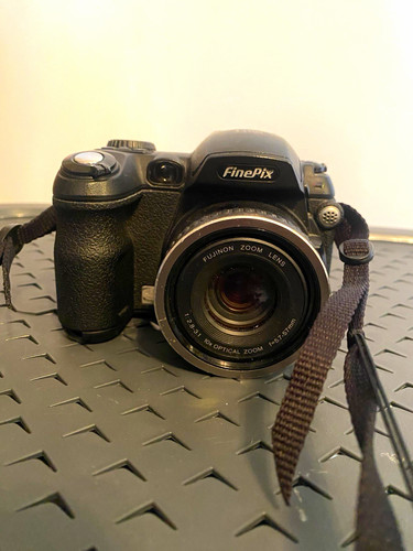 Fujifilm finepix s5700 bridge - fujifilm,
