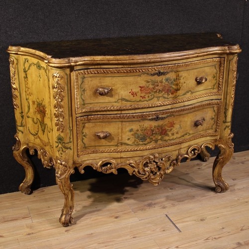 Venetian commode furniture