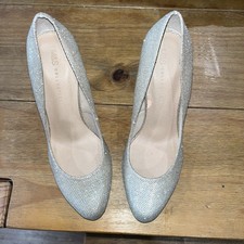 M & S SIZE 7.5 LIGHT GOLD