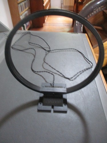 Bose circular loop antenna - circular,
