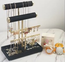 3 Tier Bracelet Display